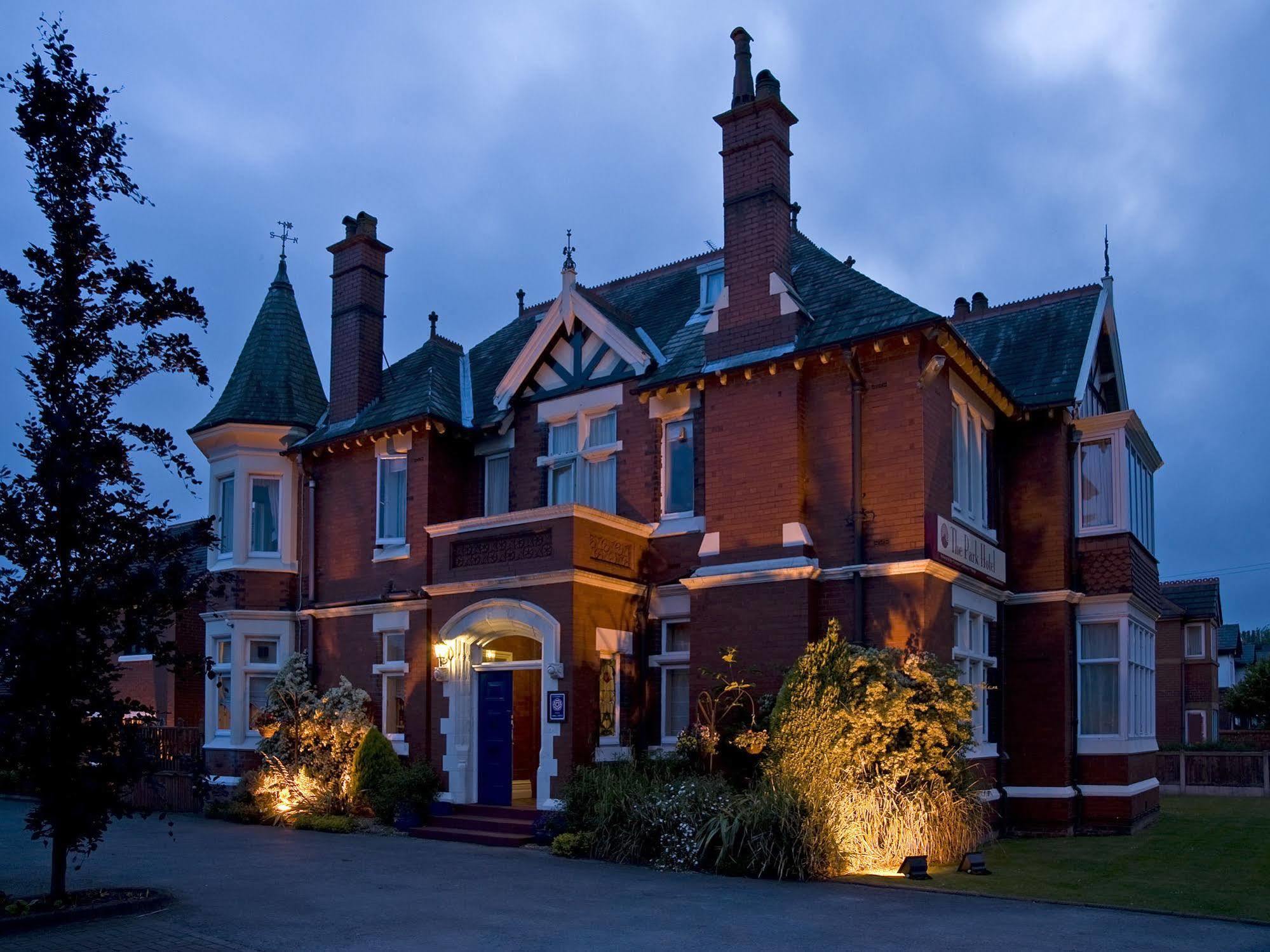 Trivelles Park Hotel Preston (Lancashire) Exterior foto